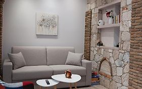 Boutique Eptalofos 15Min From Airport And Sea